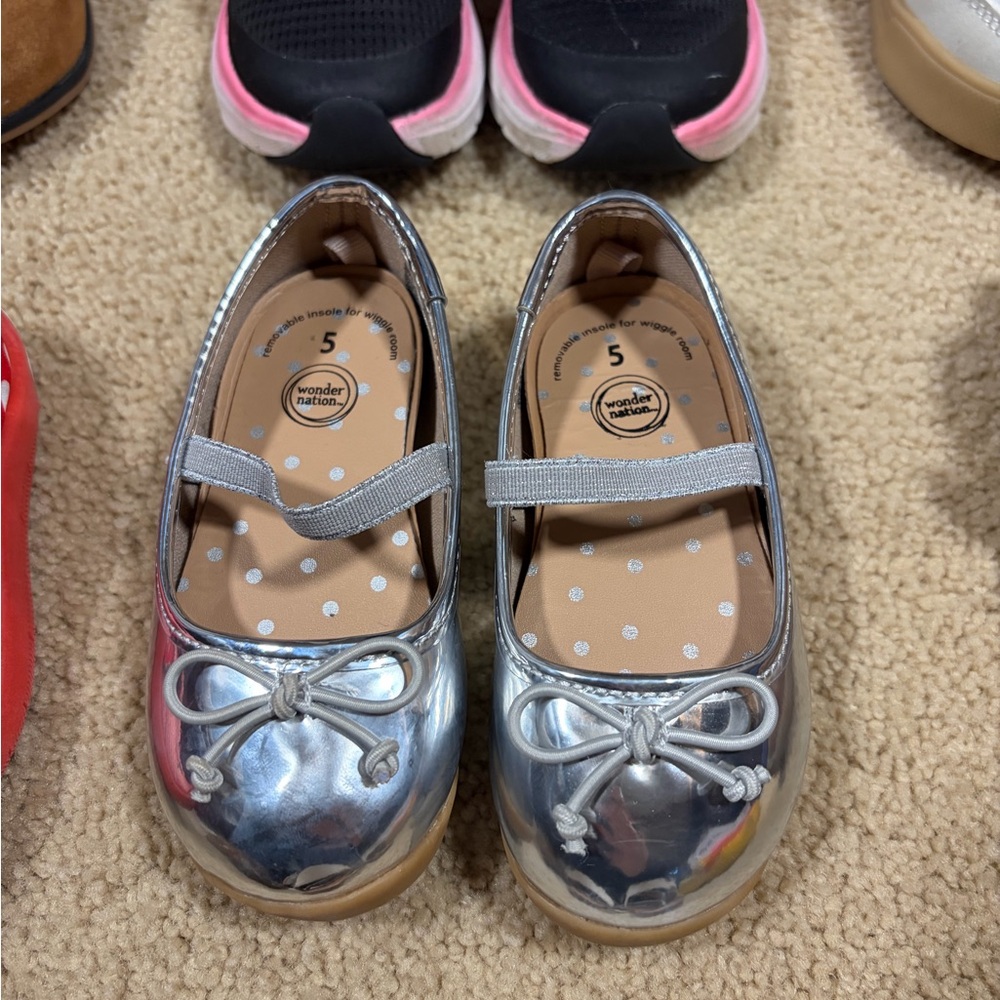 Toddler Shoes - Picture 6 of 10
